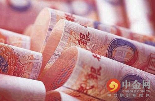 人民币“周一综合症”!离岸在岸失守 6.8关口成关键