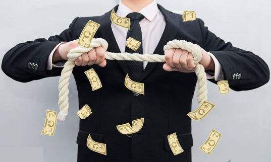 7.31月线收官黄金能否一改弱势局面，手中仍有套单如何解决