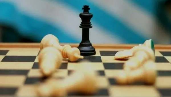 单晨金：8.20黄金亚盘小幅上涨遇阻，黄金欧盘走势分析