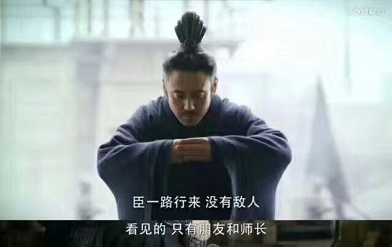 叶致鑫：10.15，黄金逆风翻盘，周一开盘行情走势分析