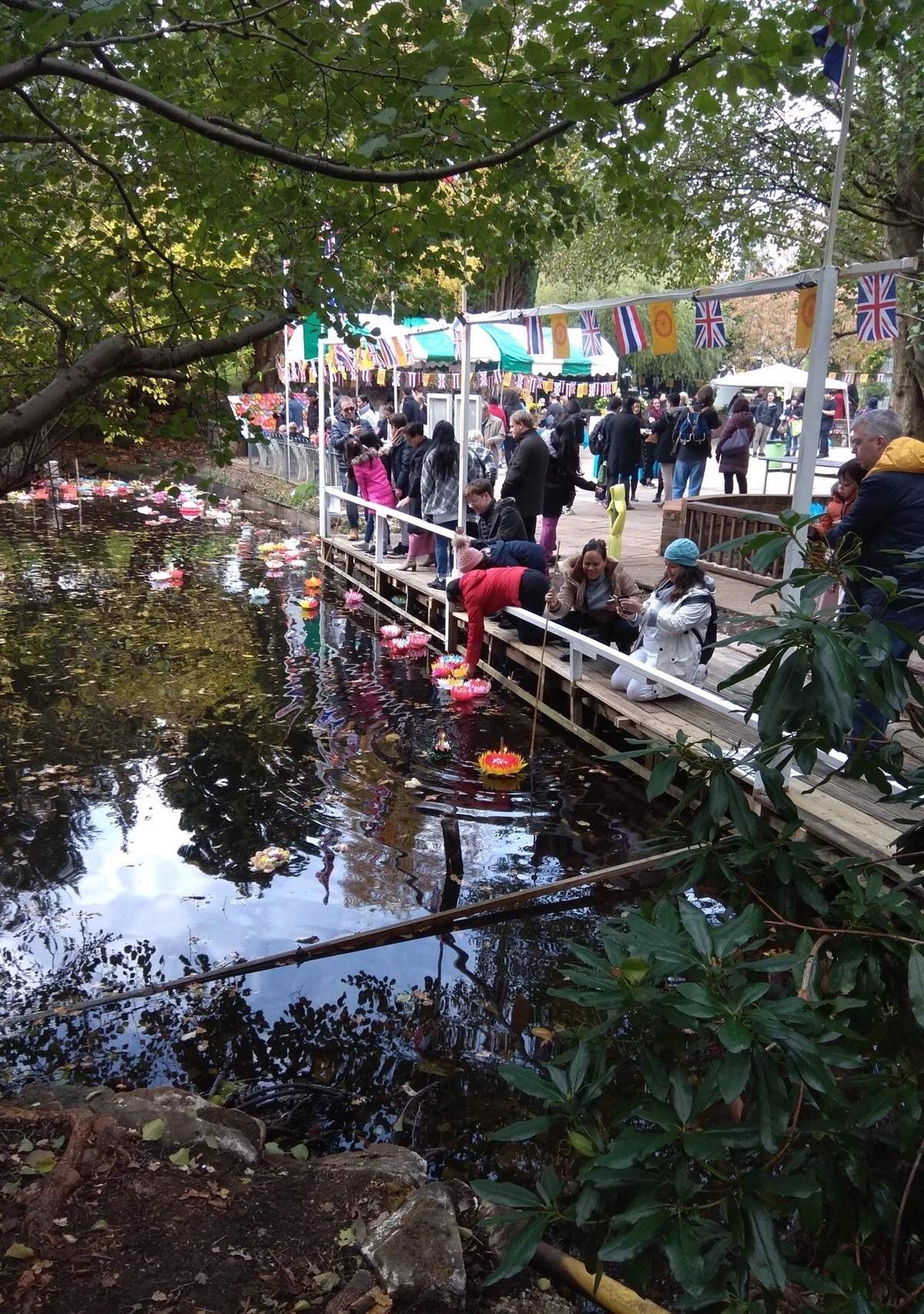 今日说汇 | 逛泰国“水灯节”聊聊TeraFX东南亚布局