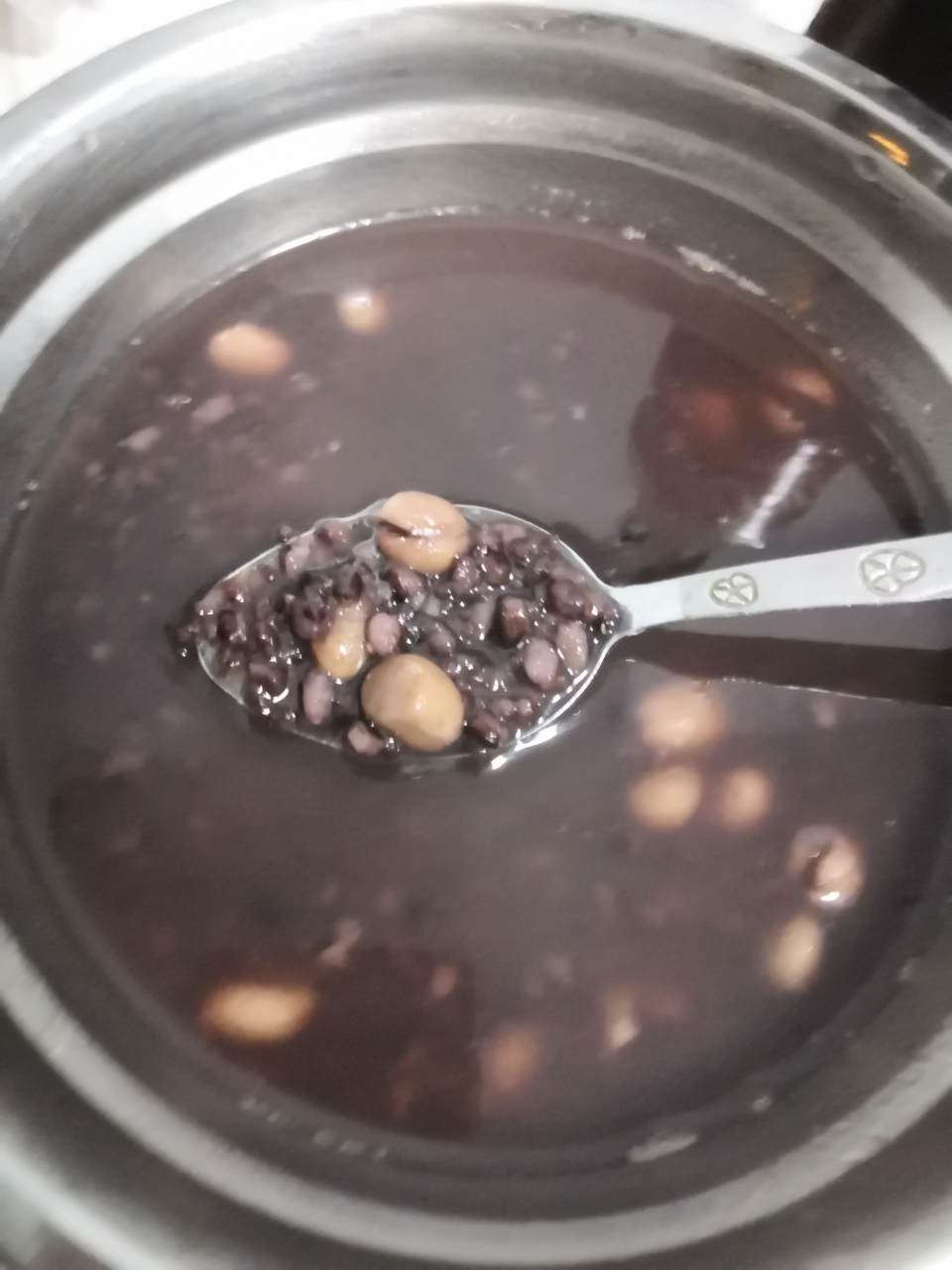 feed image