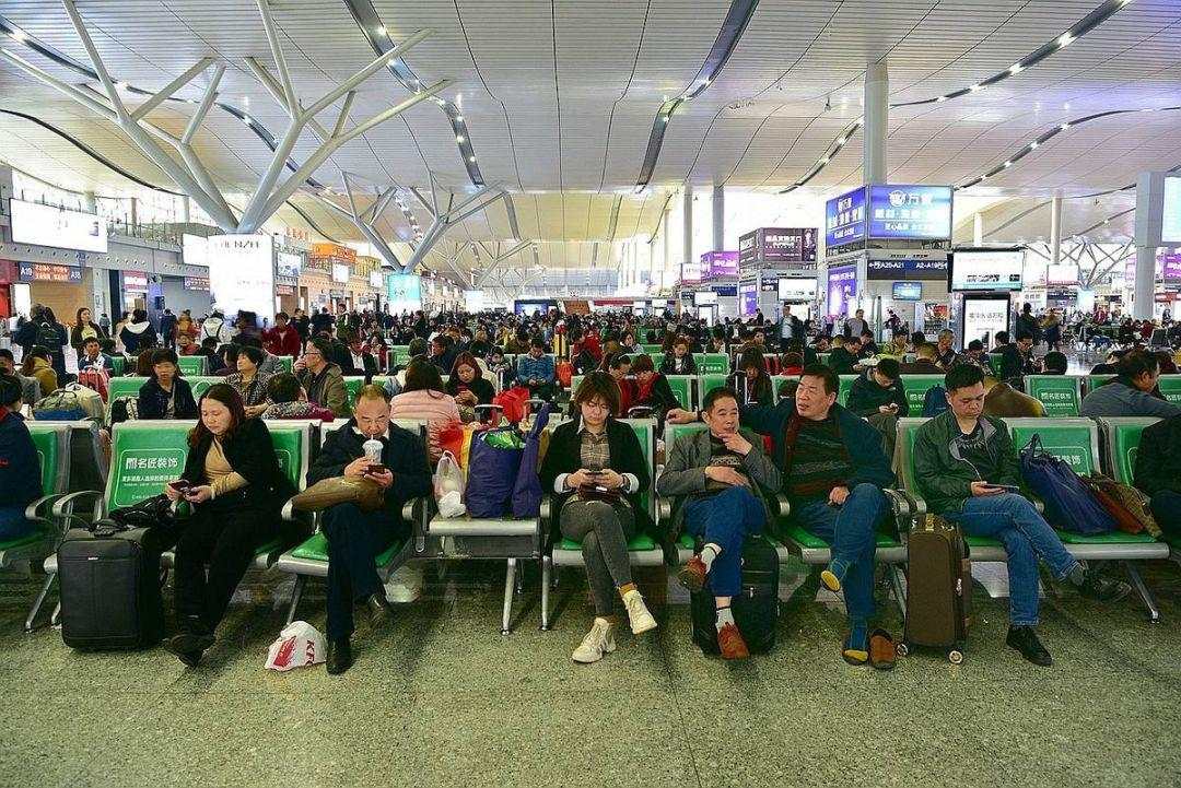 内幕揭秘：那些被白嫖的共享按摩椅，赚到钱了吗？