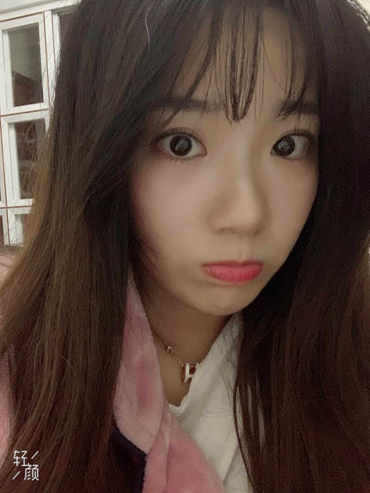 feed image