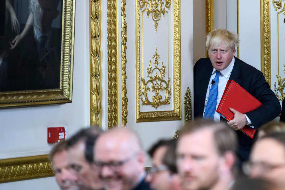 【Orbex基本面分析】英国可能同时与美国和欧盟进行贸易谈判