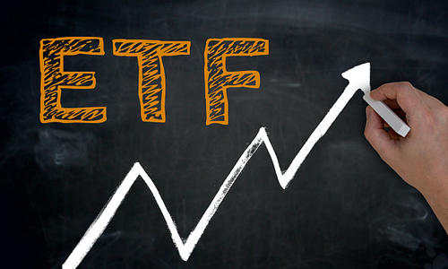 金基窝：什么是主动管理型ETF？