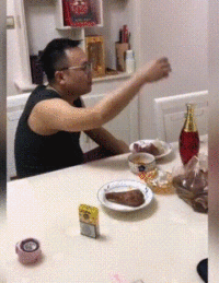 feed image
