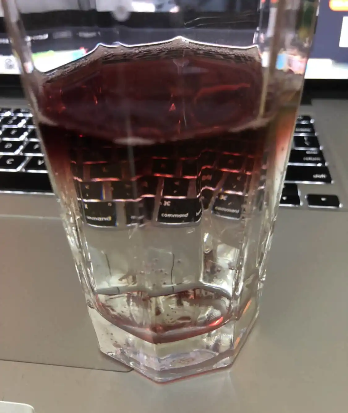 feed image