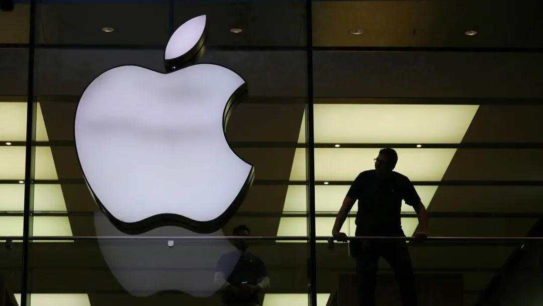 苹果市值蒸发超2000亿美元！刚刚又宣布关闭大中华区外零售店2周，这个重要活动30年来首次调整...