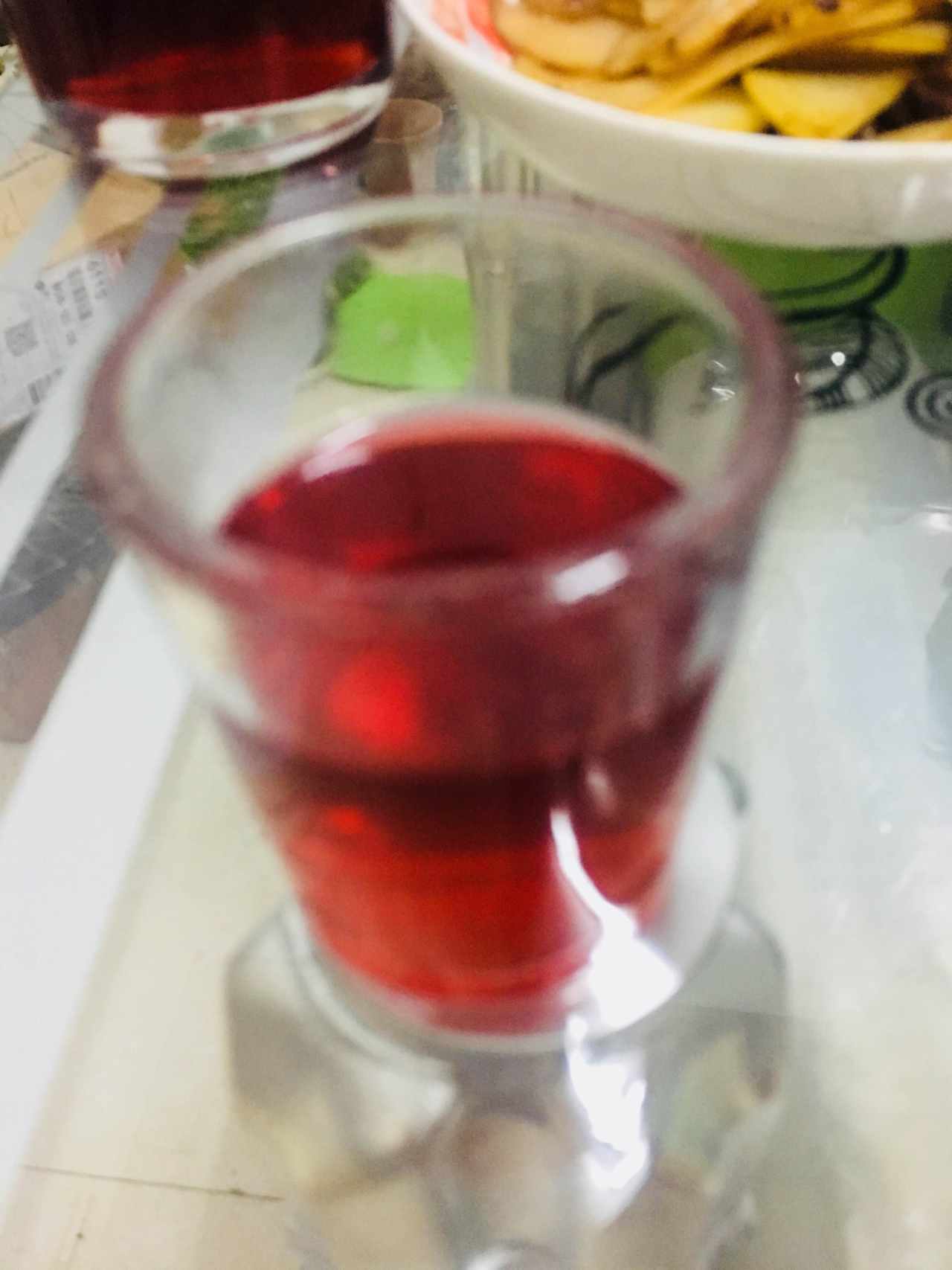 feed image