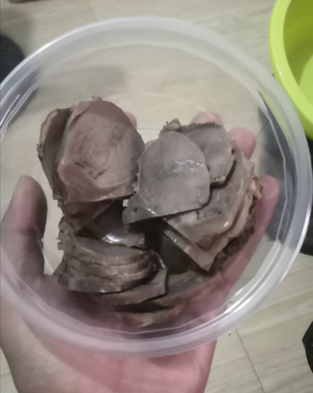 跟上三毛就是吃肉，它不香么？