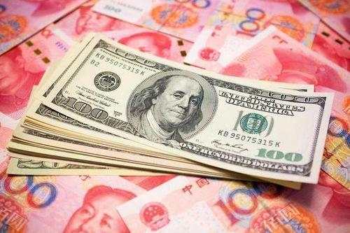 美联储“疯狂”印钞，跌价的是人民币？