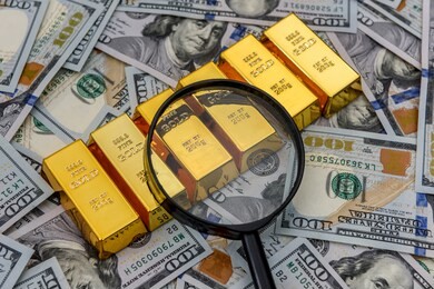 卢秋悦：你知道纸黄金和实物黄金有何区别吗？
