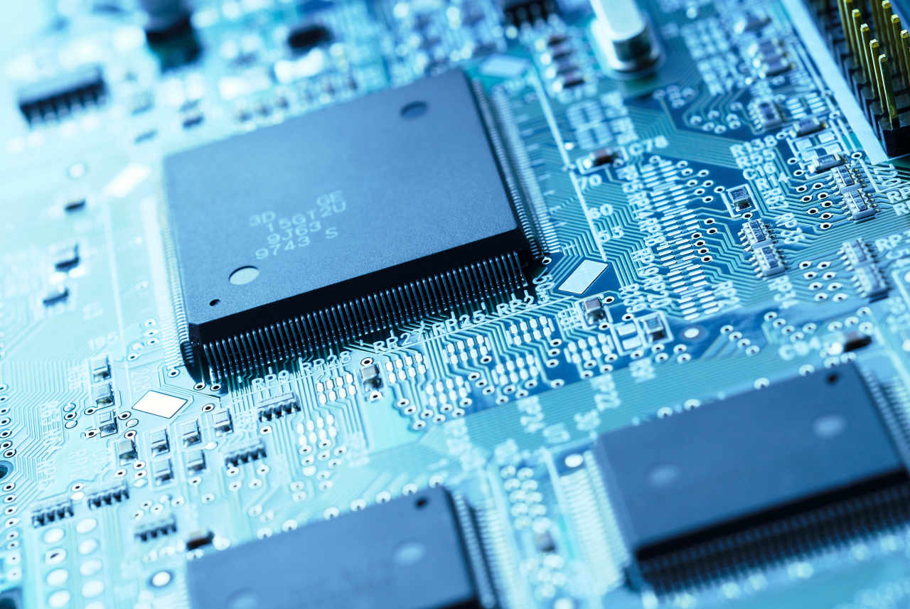 Shares of China’s biggest chipmaker SMIC surge 245% in Shanghai debut