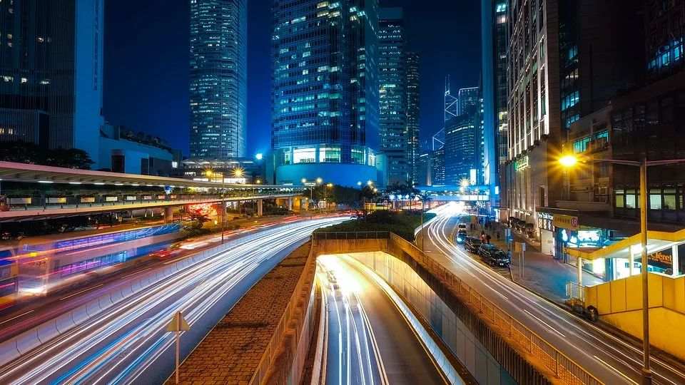 年回报率百分之210，今天跟大家分享的故事是关于冠军交易员马蒂•舒华兹