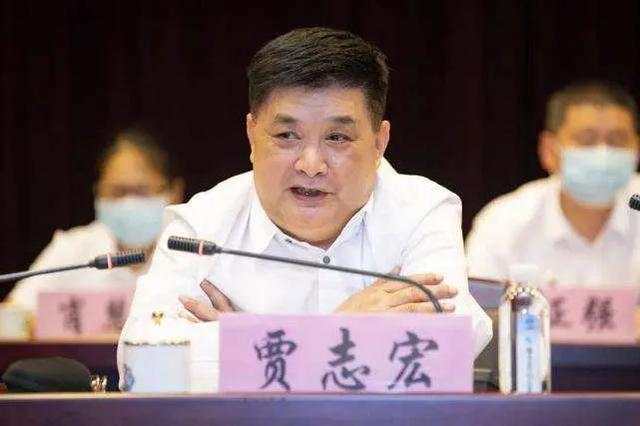 震惊金融圈！83吨假黄金套200亿信托资金！