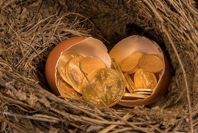 卢秋悦：你知道纸黄金和实物黄金有何区别吗？