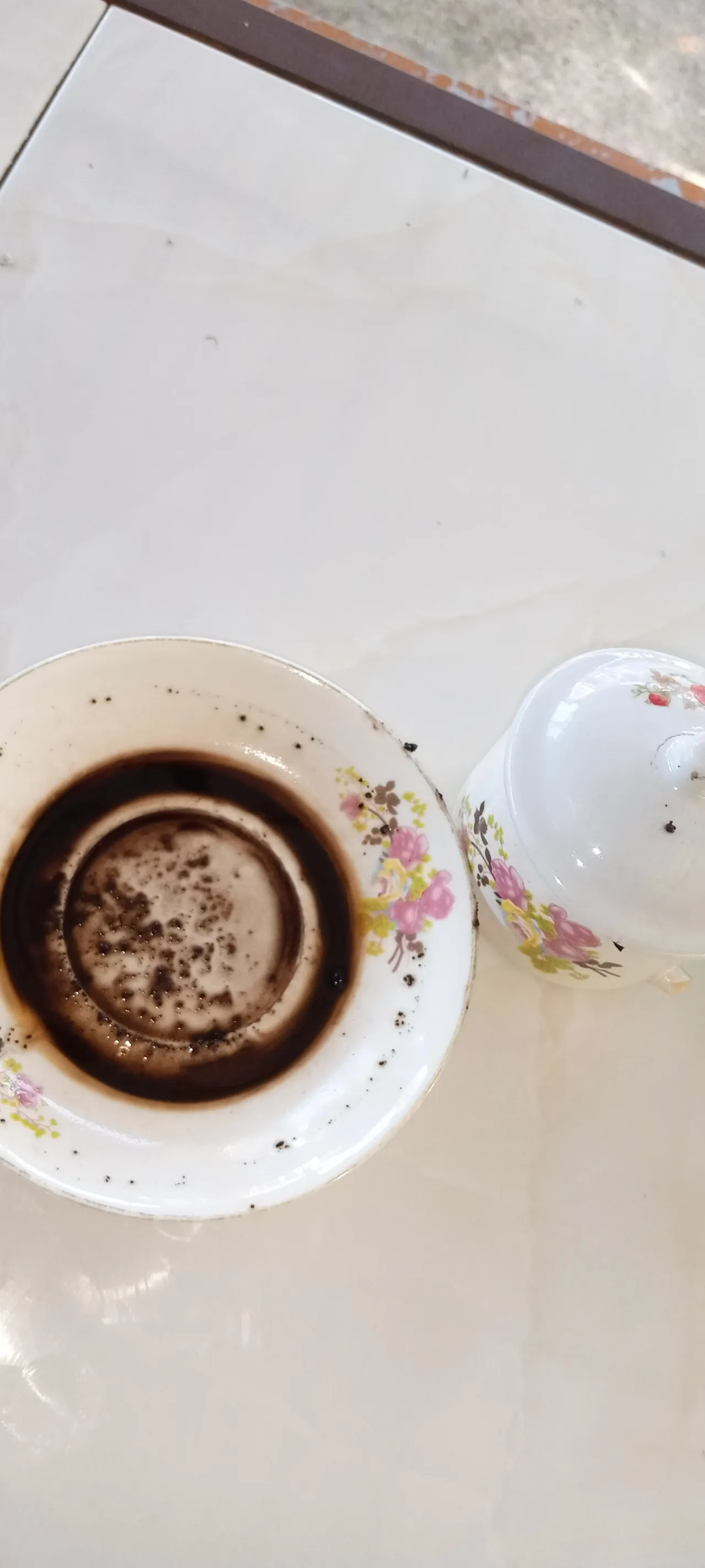 feed image