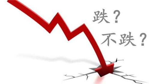 梁乾东7.6黄金晚间看空，原油暴涨警惕高位回落，空单如何解套？