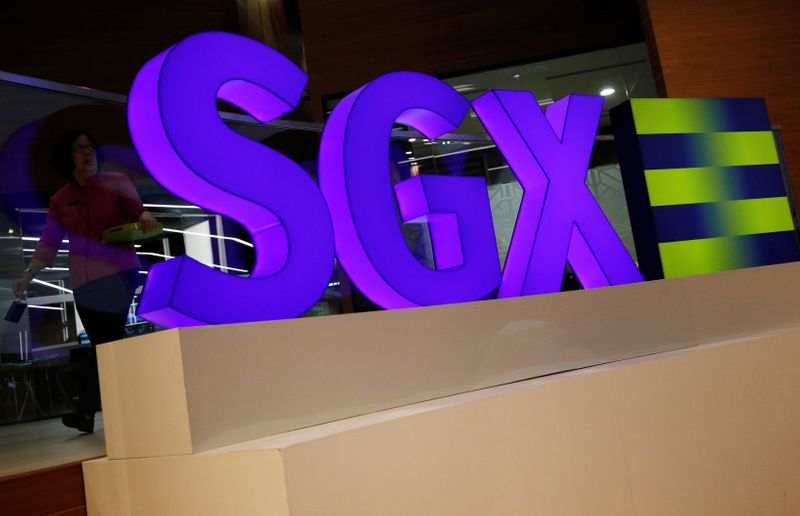 Asian stocks fall on virus worry, China stock rally pauses