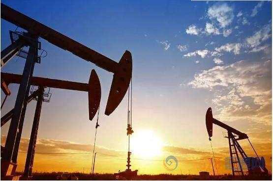 油市前景堪忧！美国驾车旺季高峰期消退，汽油需求反弹出现停滞迹象