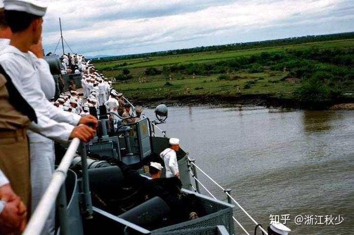 那些年赚100万的年轻人，都赢在同一个核心认知上