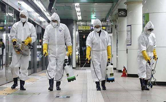 疫情带来的痛苦将延续至2022年 或逼出更多刺激措施?金价不断上行突破!