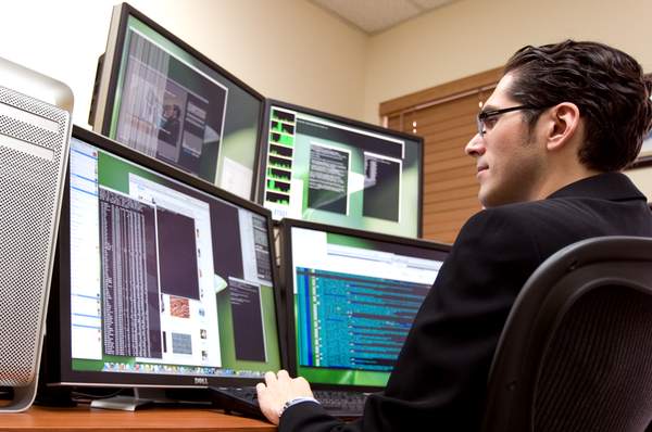 Giao dịch Forex bán thời gian mà vẫn kiếm tiền đều đều - Tại sao không?