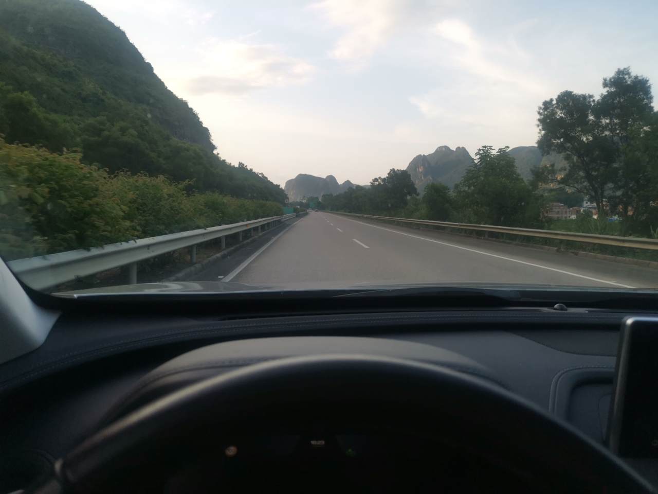 feed image