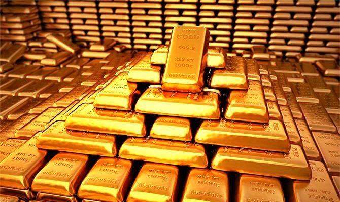 金价正悄悄回落！本周黄金还值得投吗?