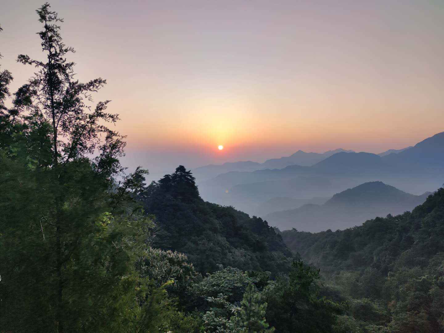 爬山悟道，黄金冲破高点后要去何方？