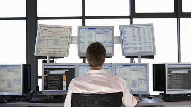 VÒNG ĐỜI CỦA MỘT RETAIL TRADER