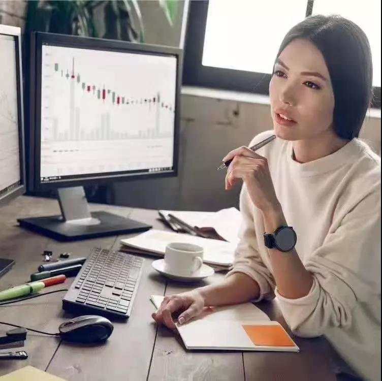 WeTrade众汇|实盘客户盈利近150万美金,出金2小时到账,采访中,她分享了这5点...