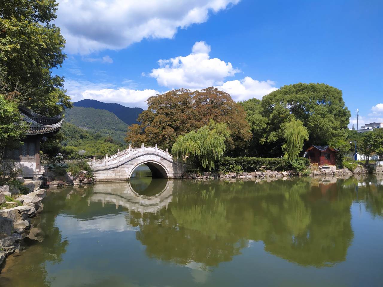 旅游第四天  明天开始上班赚钱$_$
