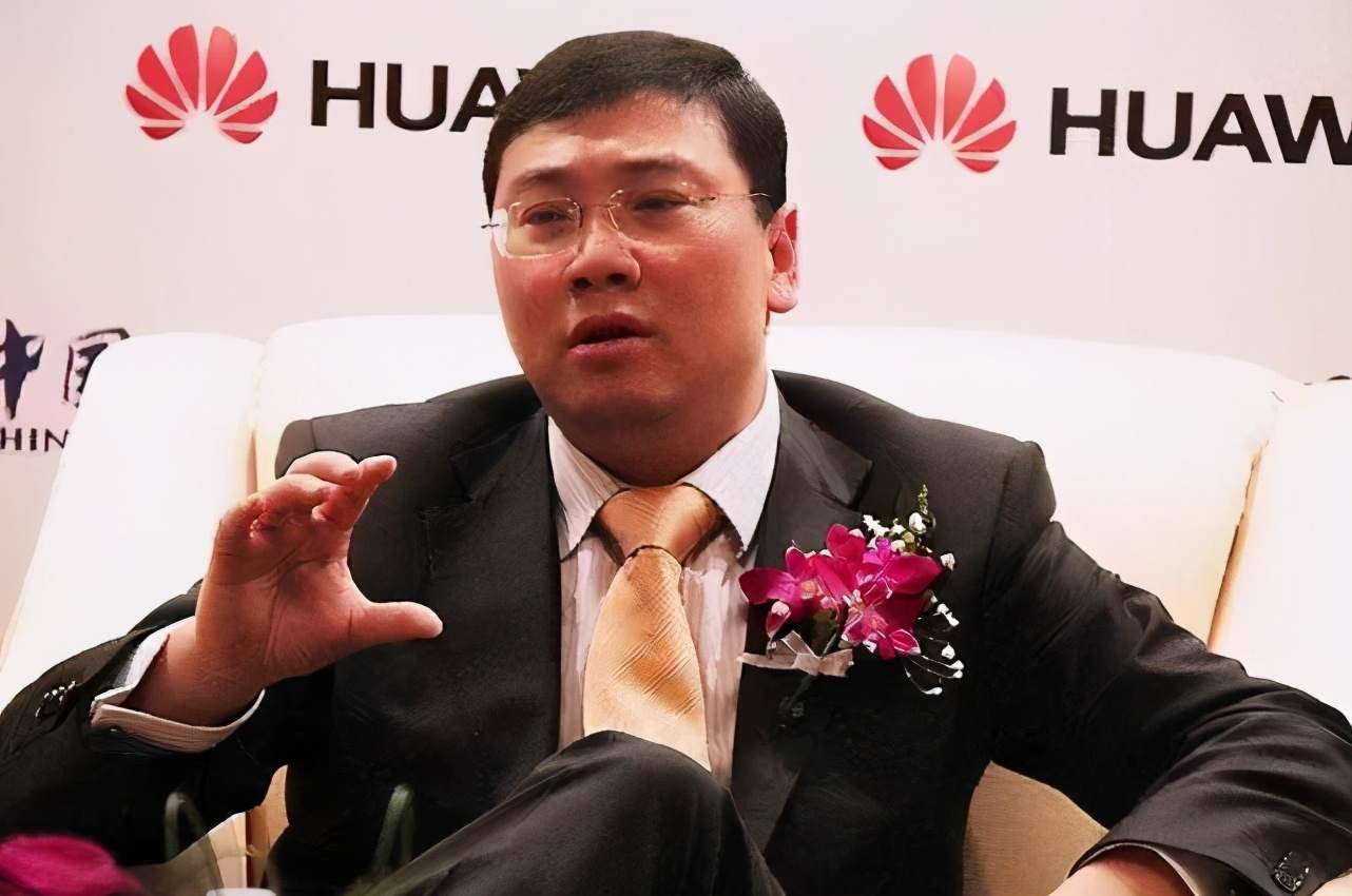 华为出售荣耀,传内部拿几套方案说服任正非,消费者态度两极分化