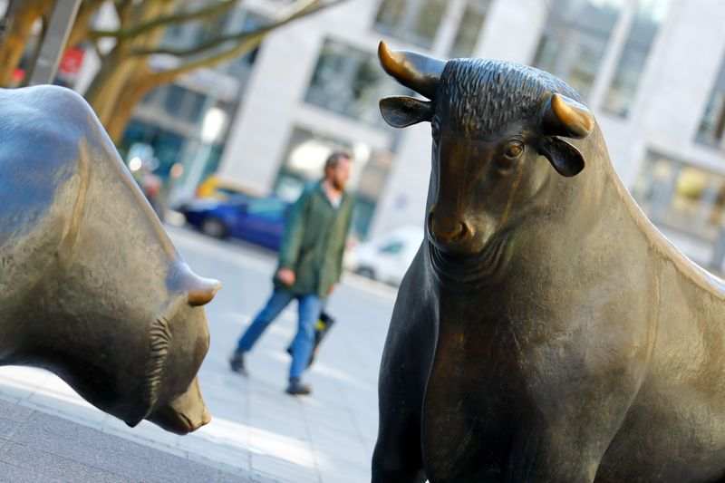 BREAKING - Investors in 'full bull' mode as vaccine hopes run high: BofA survey