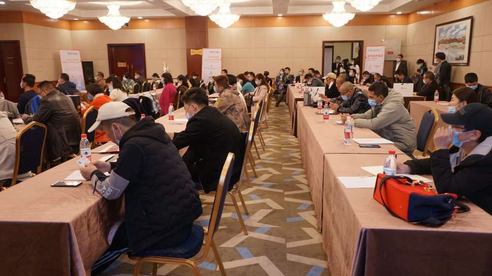 CXM希盟倾情赞助新疆金融理财博览会，热烈庆祝大会圆满成功！