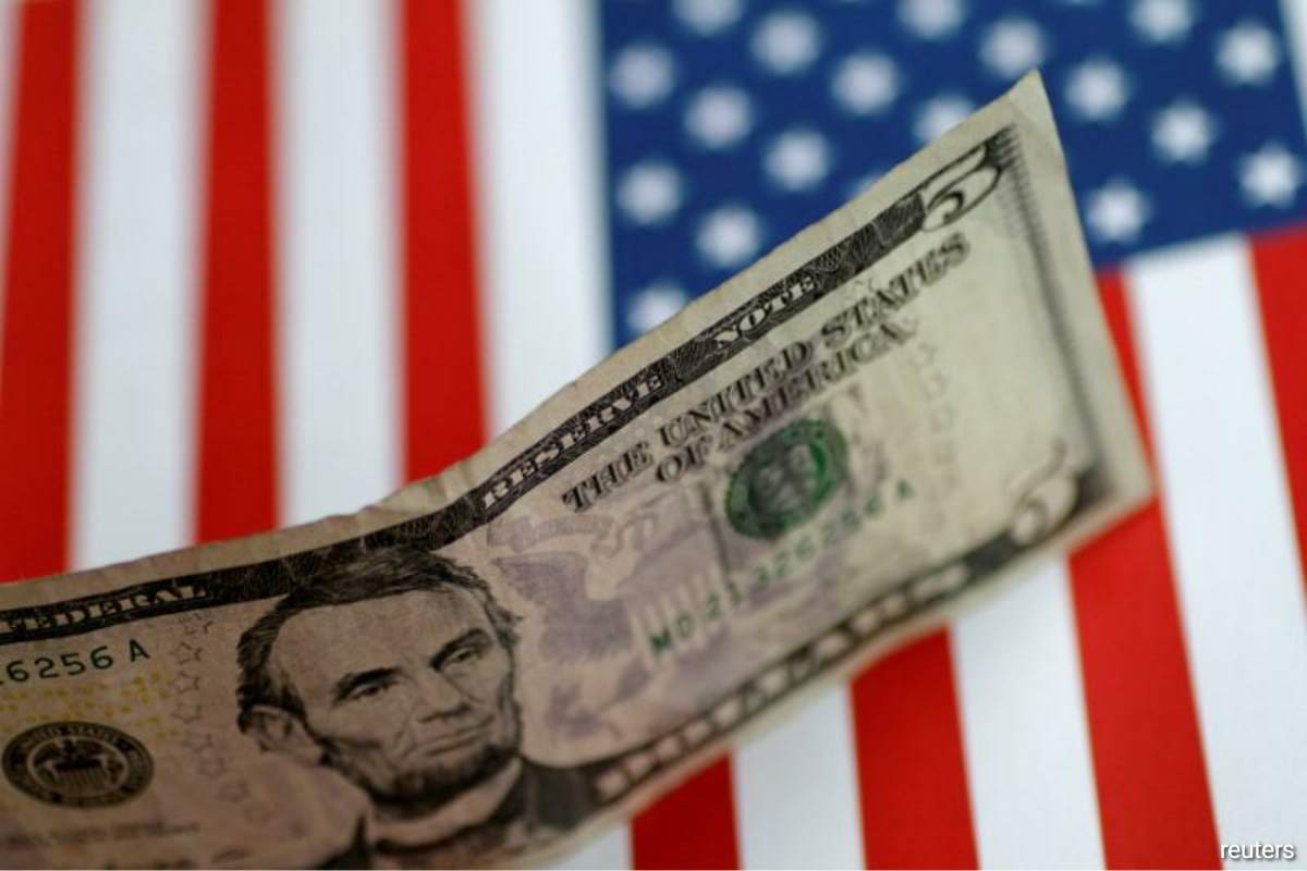 BREAKING - FX Markets to Remain Net Short U.S. Dollar After Election: Reuters Poll