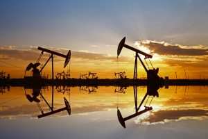 WTI đạt đỉnh mới trên 42,50 trong bối cảnh lạc quan về vắc-xin Covid-19