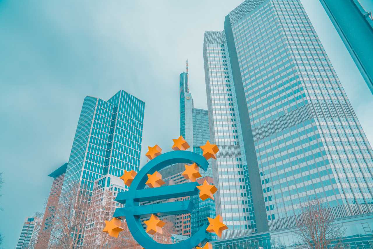 BREAKING: Christine Lagarde Believes ECB Will Launch a Digital Euro