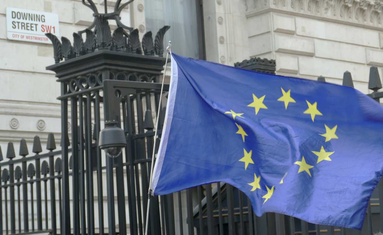 BREAKING: European Stock Futures Lower as Virus Continues to Weigh