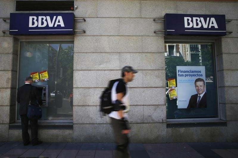 BREAKING - European Stocks Higher on Strong Economic Data; BBVA Surges