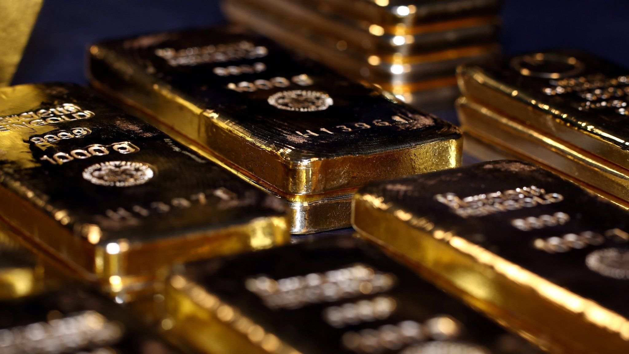 Golden Scout - U.S. Election In Spotlight, Gold Is Glowing.