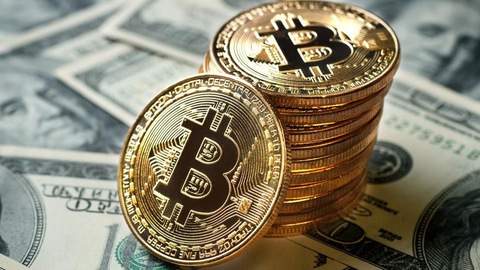 Nếu Bitcoin đi theo con đường của Tesla, nó sẽ đạt 125,000 đô la trong năm tới