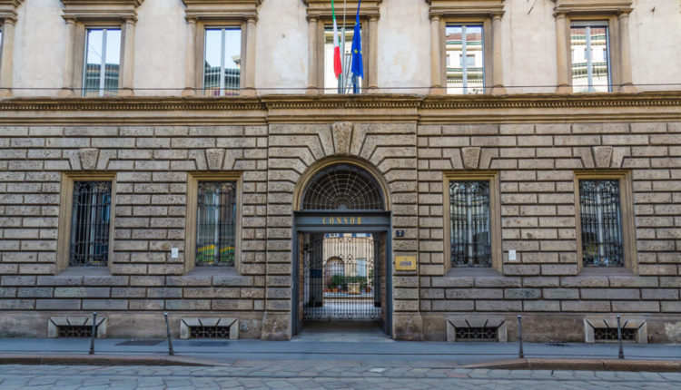 REVIEW - Commissione Nazionale per le Società e le Borse (CONSOB)