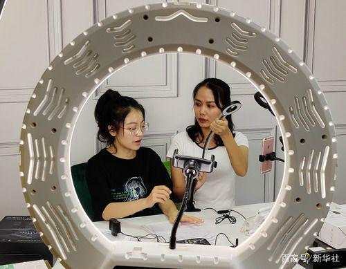 开局“十四五” 开启新征程——从2020年中央经济工作会议看以习近平同志为核心的党中央谋划“十四五”开局起步