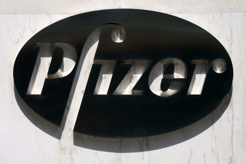 Tin nóng: Pfizer cắt giảm mục tiêu triển khai vắc xin ngừa covid do những trở ngại của chuỗi cung ứng, thị trường ngại rủi ro
