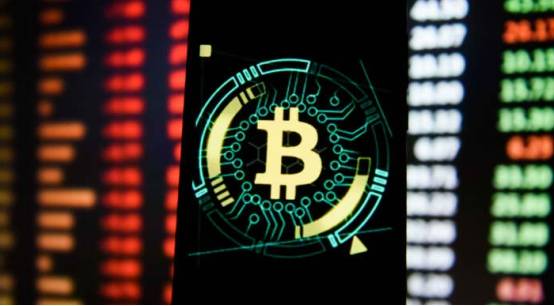 疯狂的比特币：为什么这次与2017年不一样！？市场大佬都在入场“挤兑”……