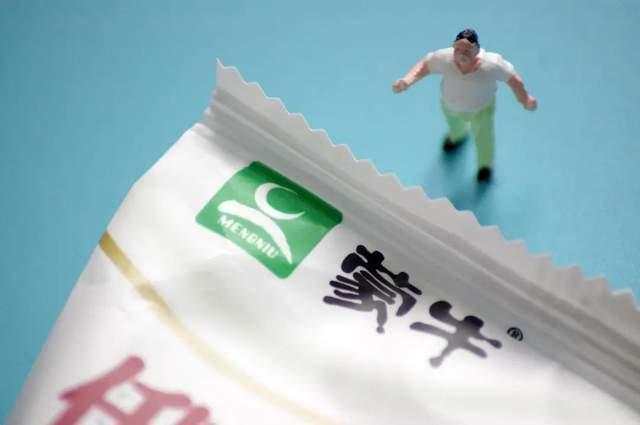 “奶酪第一股”妙可蓝多卖身蒙牛，“孤品”价值盖过公司内部丑闻