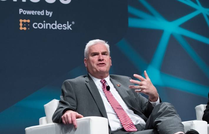 US Lawmakers Ask SEC to Clarify Broker-Dealer Rules
